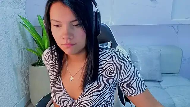 antonela_tp from StripChat is Freechat