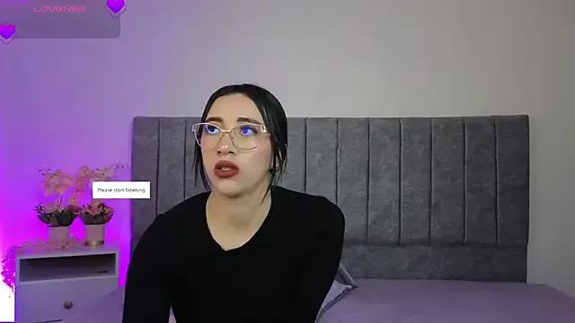antonella01_cf from StripChat is Freechat