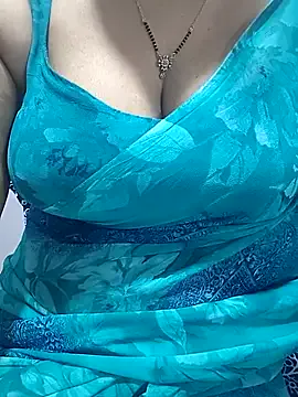 Anu__Reddy from StripChat