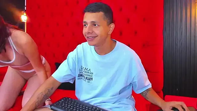 AnyAndDimitry from StripChat is Freechat