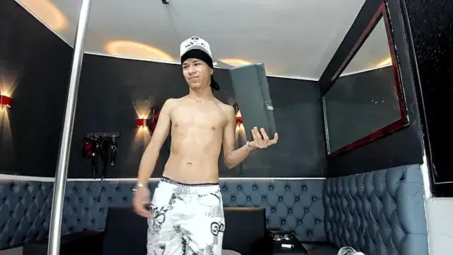 anyelo_waller from StripChat is Freechat