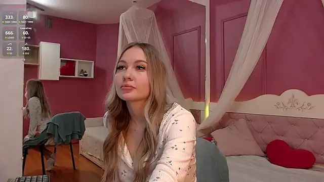 Girls: try live performances with matured performers, from dancing to quirks, in a variety of beautiful sex cams.