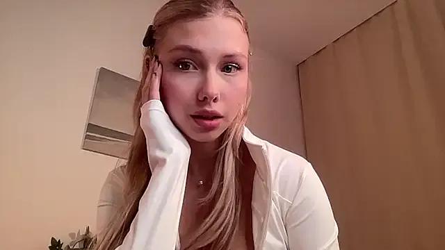 april_blush from StripChat is Freechat