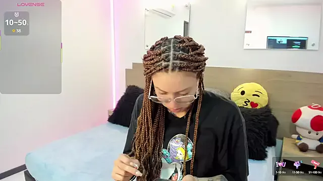 April_dumont from StripChat