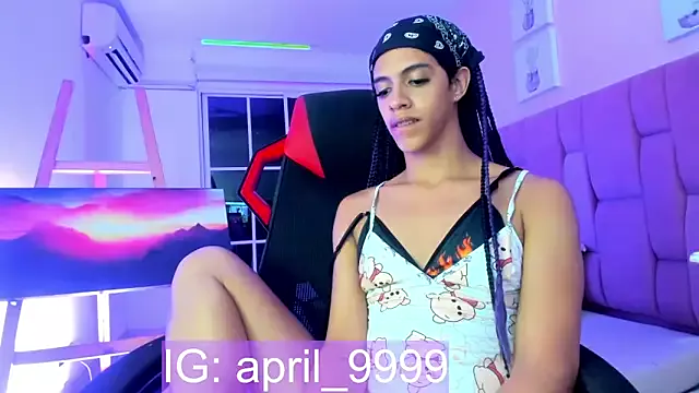 APRILL_FOXX from StripChat