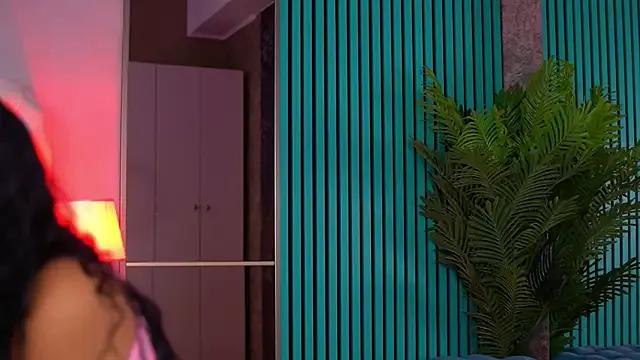 ArabellaPosh from StripChat is Freechat