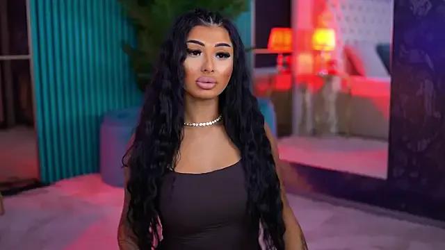 ArabellaPosh from StripChat is Freechat