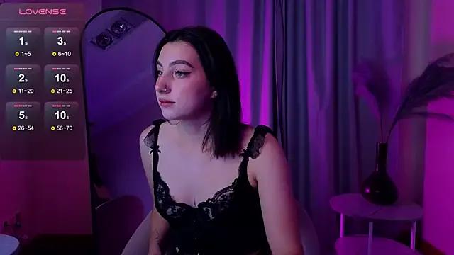 Arcane_doll from StripChat