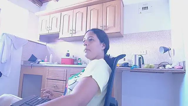 Aria_Arthur from StripChat