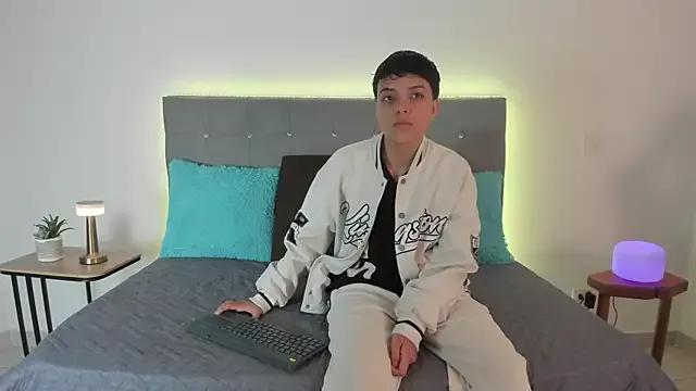 aria_quintero from StripChat is Freechat