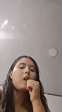 ariana_and_lucas from StripChat is Freechat