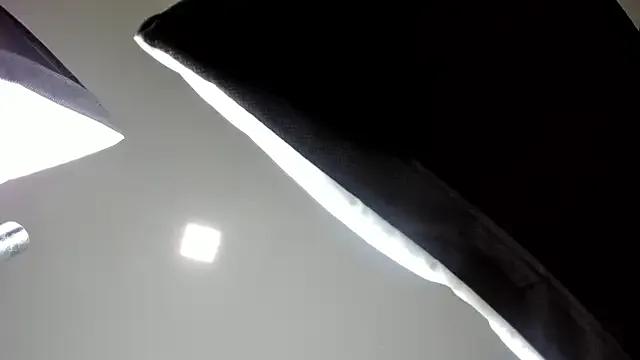 Ariana_nix from StripChat