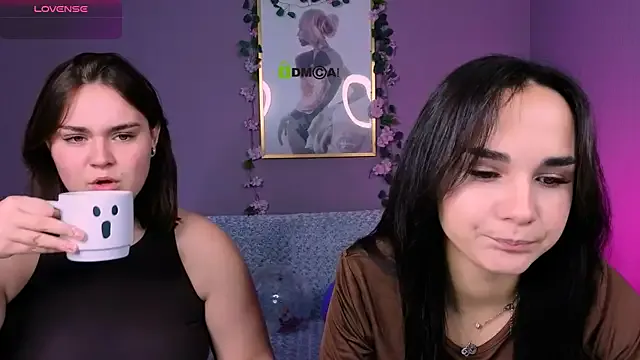 ariana_ross7 from StripChat is Freechat