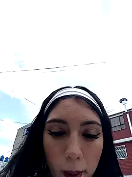 Arianaa_Toro from StripChat is Freechat