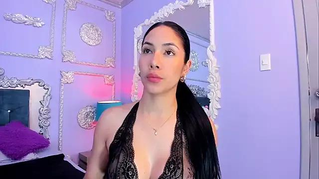 ArianaReynoldss from StripChat