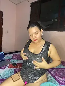 ArianaS12 from StripChat is Freechat
