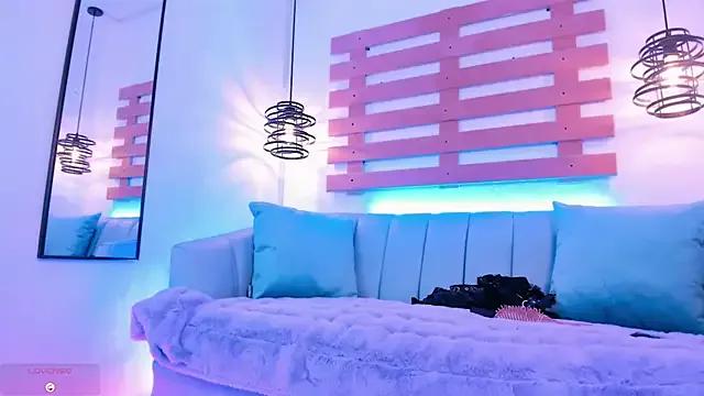 ArianaSantana from StripChat is Freechat