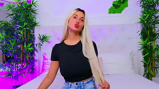 Girls: try live performances with matured performers, from dancing to quirks, in a variety of beautiful sex cams.