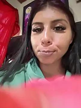 AriellaMoretti from StripChat is Freechat