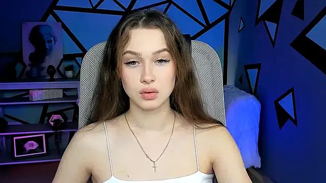 ArielSykes from StripChat is Freechat