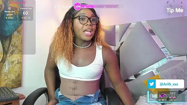 Arii_xxx from StripChat