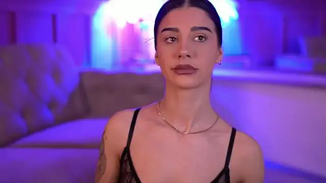 ArinaCarter from StripChat is Freechat
