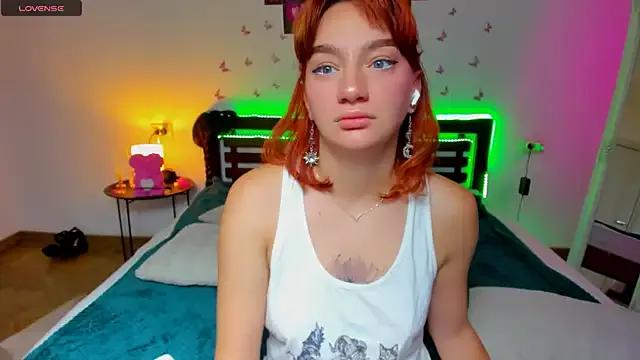 ArinaWinss from StripChat is Freechat