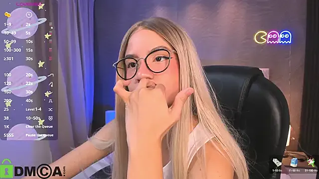 Arinextdoor from StripChat