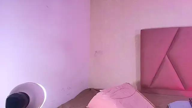 arl_chloee from StripChat is Freechat
