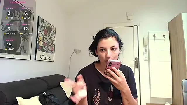 Arya_33 from StripChat is Freechat
