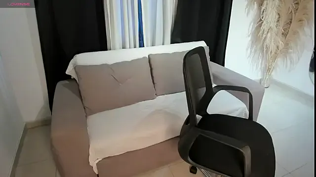 ArySweet69 from StripChat