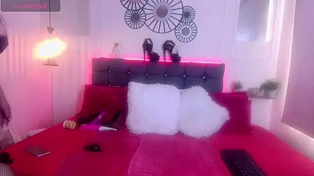 Ashley_Beenson from StripChat is Freechat