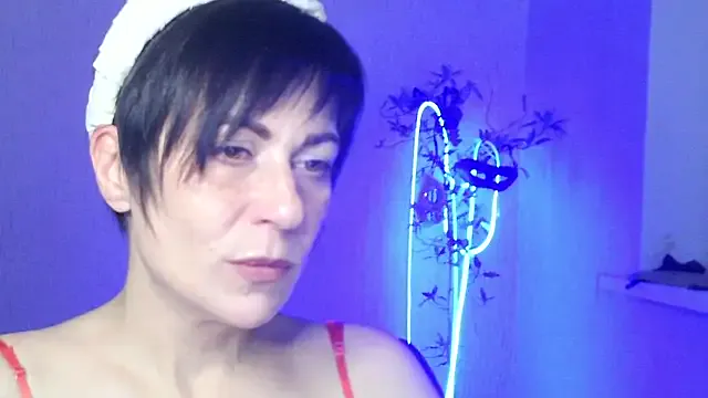 Ashley_Brookss from StripChat is Freechat