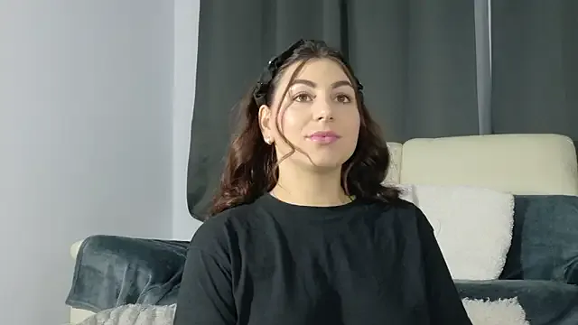 Girls: try live performances with matured performers, from dancing to quirks, in a variety of beautiful sex cams.