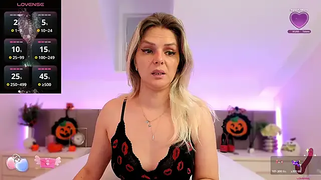 Girls: try live performances with matured performers, from dancing to quirks, in a variety of beautiful sex cams.