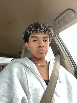 Ashleythelatina from StripChat is Freechat