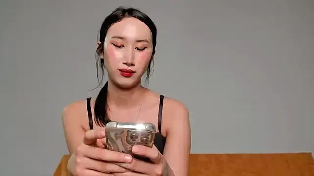 asian_kiya from StripChat is Freechat