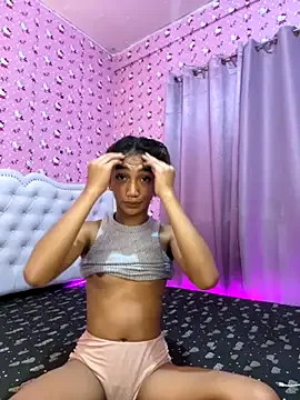Girls: try live performances with matured performers, from dancing to quirks, in a variety of beautiful sex cams.