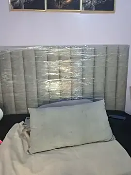 Assil_lil_girle from StripChat is Freechat