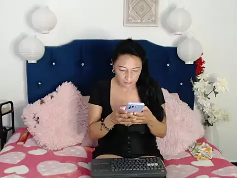 Astrid_Mller from StripChat