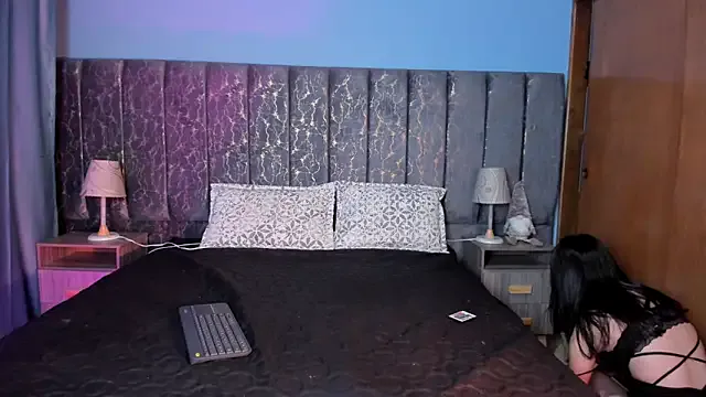 Atenea_Velle from StripChat is Freechat