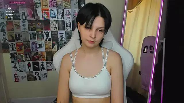 AudreyyKim from StripChat is Freechat