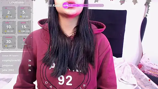 aurelyne_gp from StripChat is Freechat