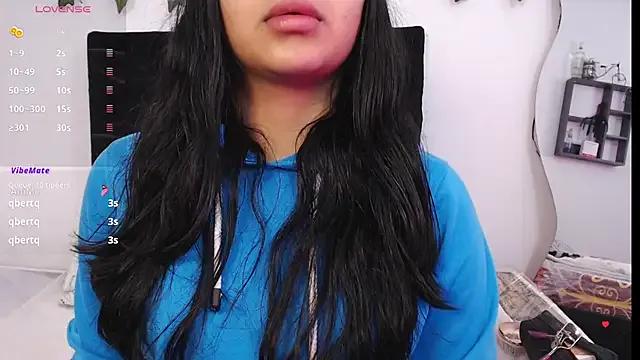 aurelyne_gp from StripChat is Freechat