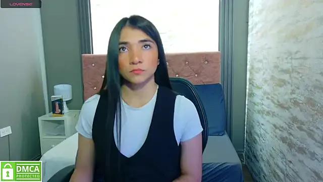 Aurora_jones11 from StripChat is Freechat