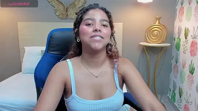 Girls: try live performances with matured performers, from dancing to quirks, in a variety of beautiful sex cams.
