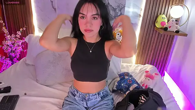 aurora_rousse from StripChat is Freechat