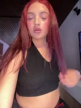 Auroraa_Pink from StripChat is Freechat