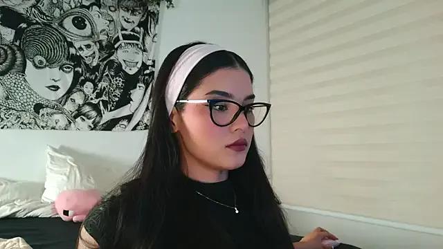 Girls: try live performances with matured performers, from dancing to quirks, in a variety of beautiful sex cams.