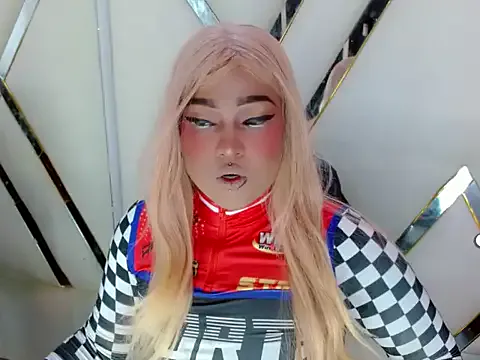 AuroraRoss from StripChat is Freechat